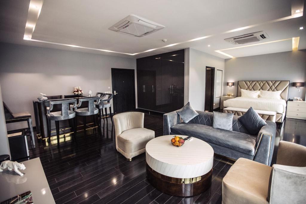 Grand Ittehad Boutique Hotel Lahore Bagian luar foto