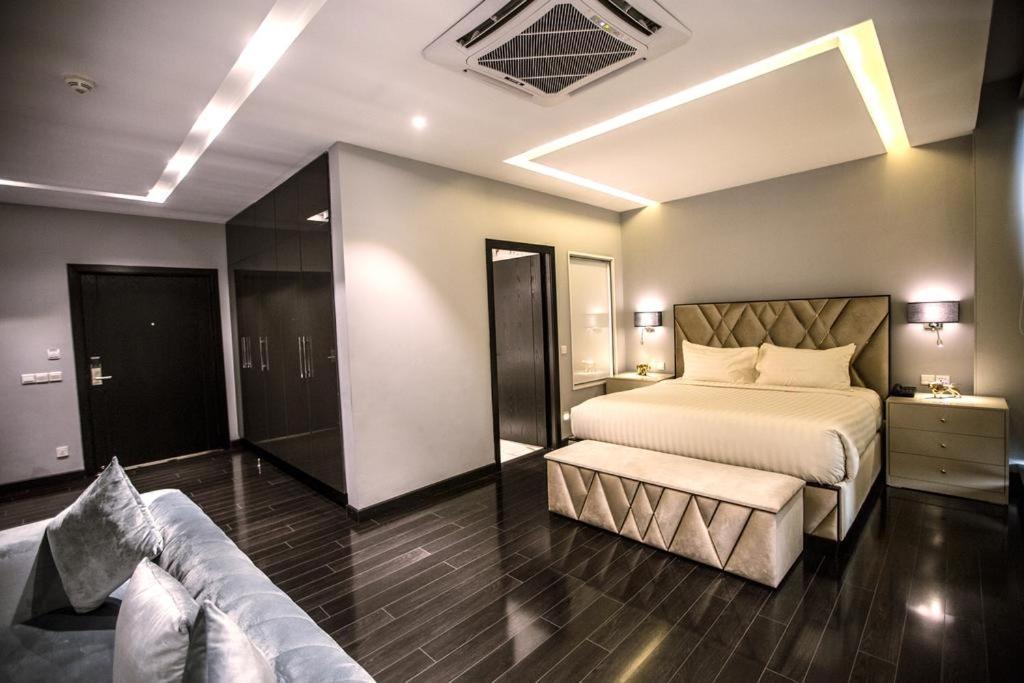 Grand Ittehad Boutique Hotel Lahore Bagian luar foto